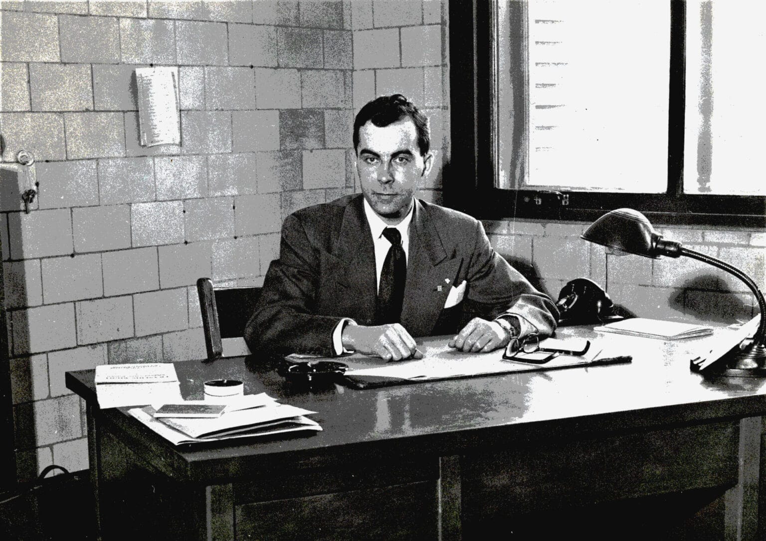 Photo noir et blanc de Guy Fregault