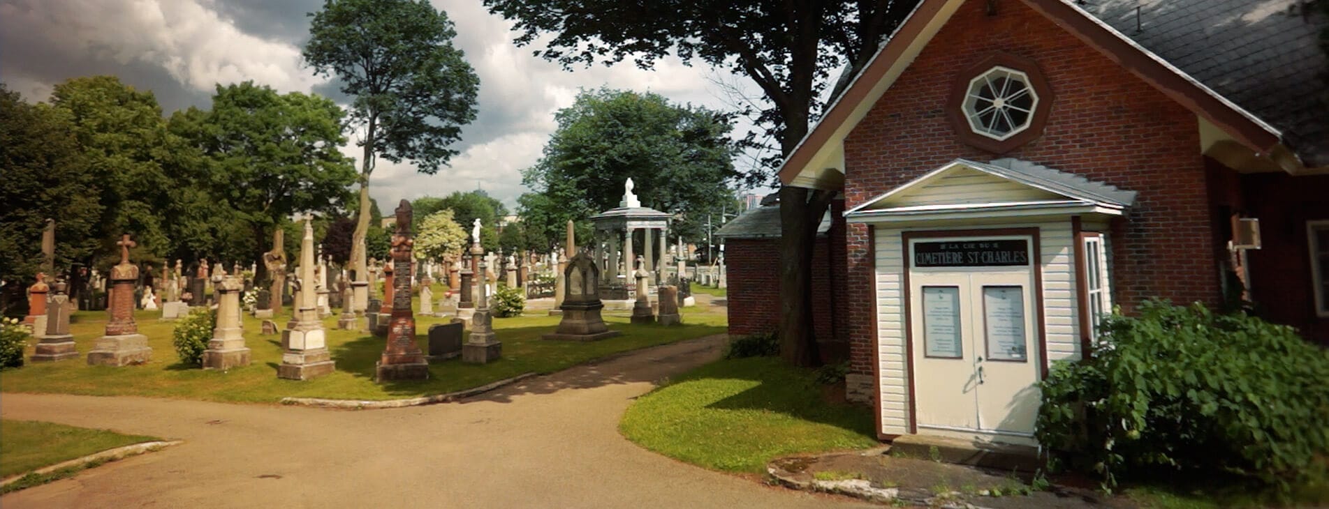 Brigitte Garneau nous raconte comment le cimetière SaintCharles est
